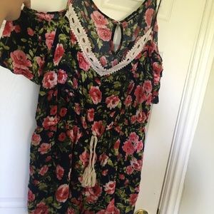 Floral romper 3x